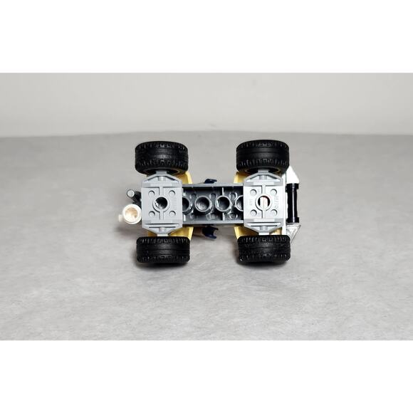 Lego City Firefighter With Vehicle & Helicopter Pilot Set 60248 Built Pre-owned - Picture 5 of 9